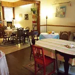 The Maid\'S Quarters Bed And Breakfast
