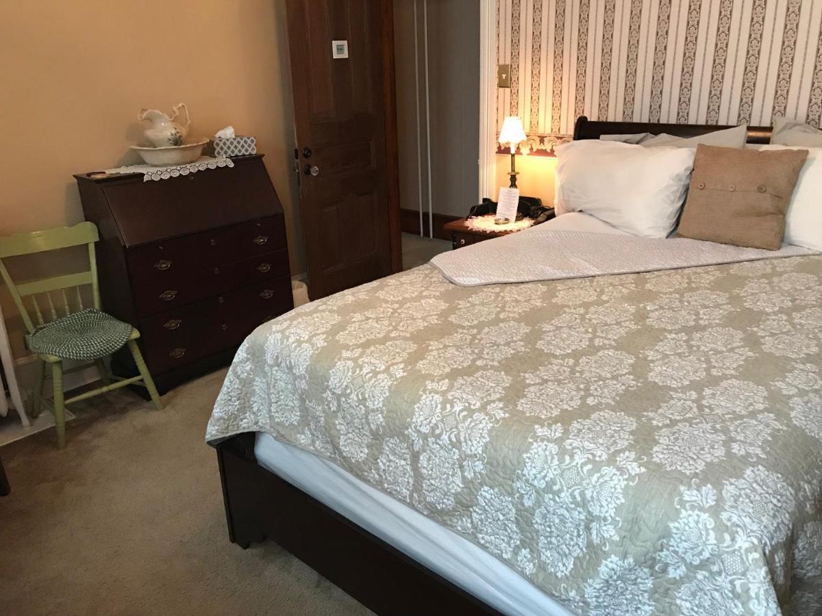 Bed and breakfast The Maid's Quarters 3*